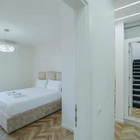 Miku Apartments-luxury View At Wilson Square Apartment *