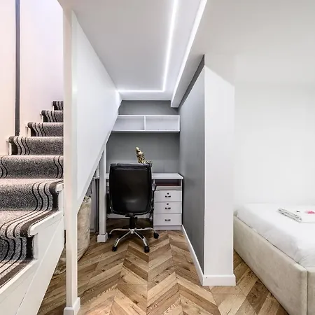 Miku Apartments-luxury View At Wilson Square Apartament *