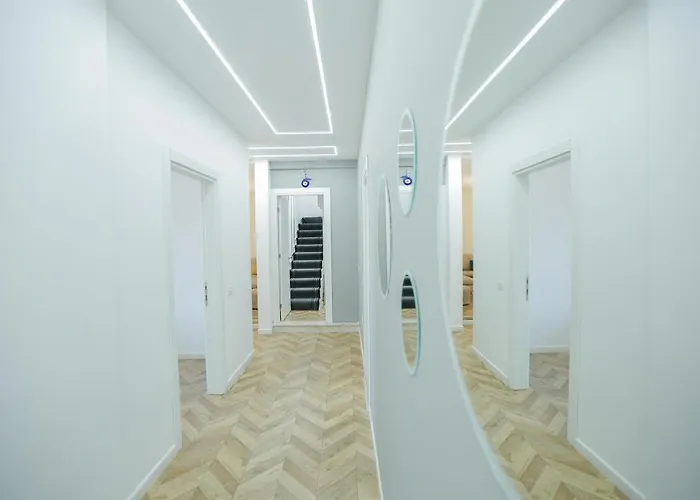 Miku Apartments-luxury View At Wilson Square Tirana