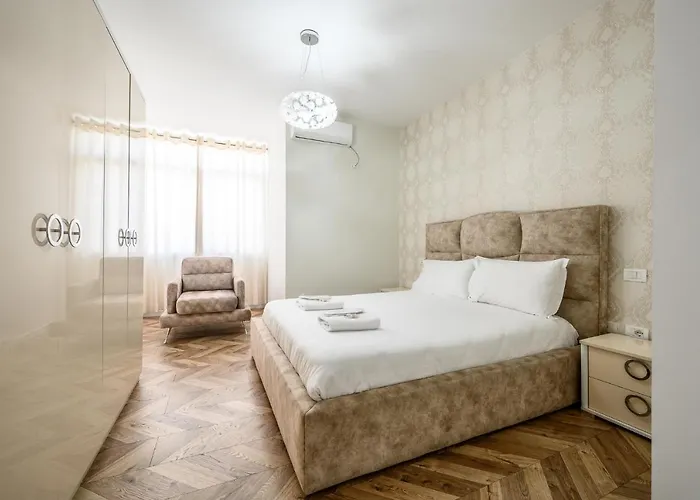 Апартаменты Miku Apartments-luxury View At Wilson Square Тирана