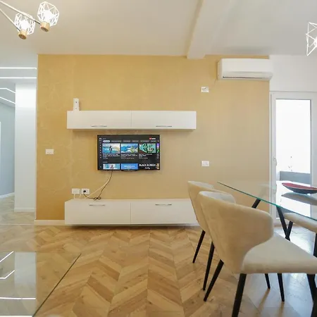 Miku Apartments-luxury View At Wilson Square *