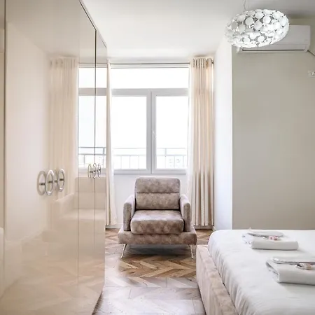 Miku Apartments-luxury View At Wilson Square * ティラナ