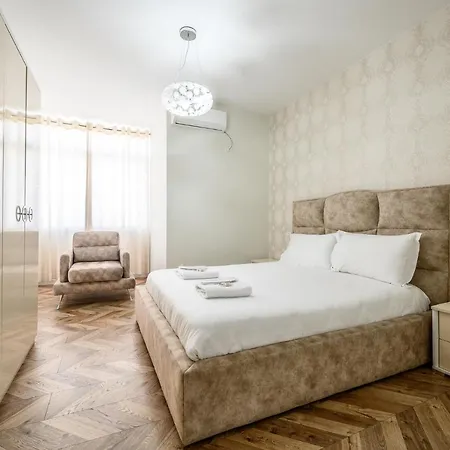 Apartamento Miku Apartments-luxury View At Wilson Square Tirana