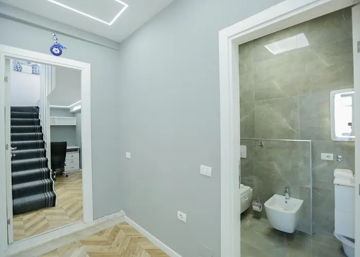 Miku Apartments-luxury View At Wilson Square