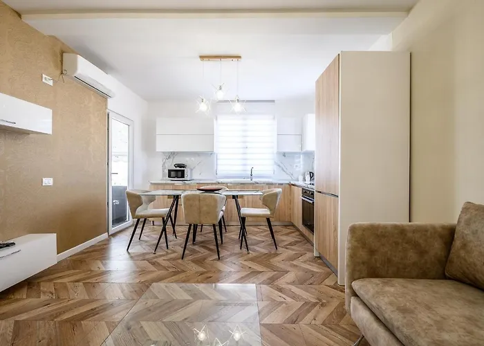 Διαμέρισμα Miku Apartments-luxury View At Wilson Square *