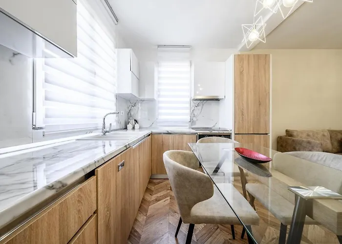 Διαμέρισμα Miku Apartments-luxury View At Wilson Square