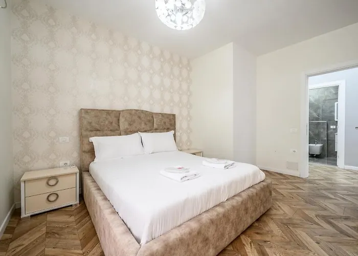 Miku Apartments-luxury View At Wilson Square * Tirana