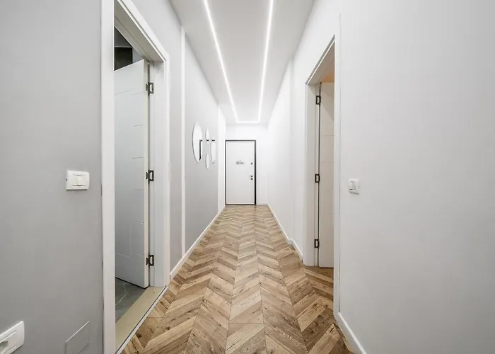 Miku Apartments-luxury View At Wilson Square * Τίρανα