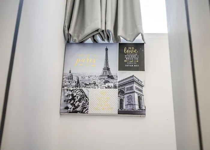 Lägenhet Miku Apartments-luxury View At Wilson Square *